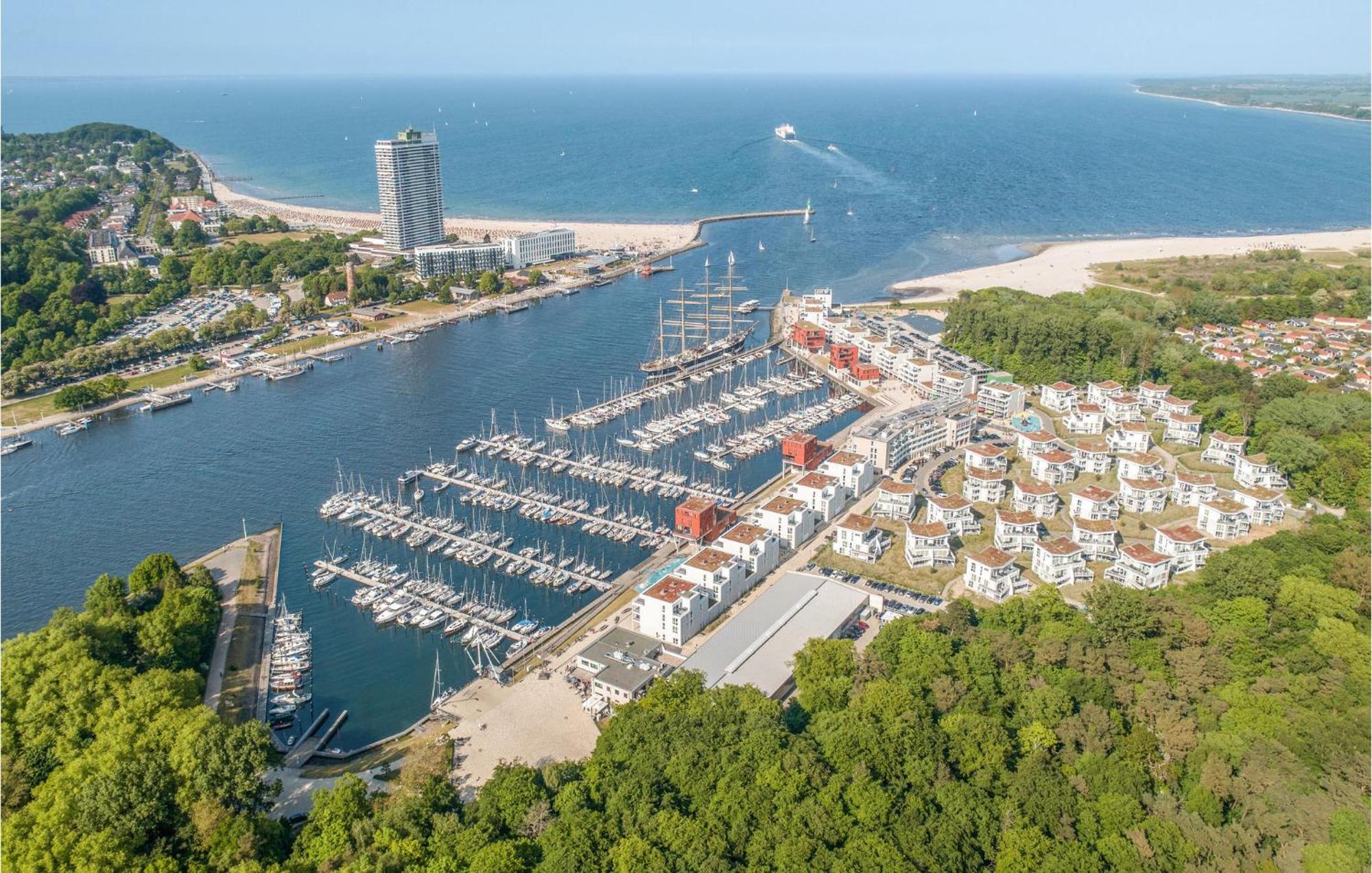 Lovely In Travemuende With Sauna Apartment *